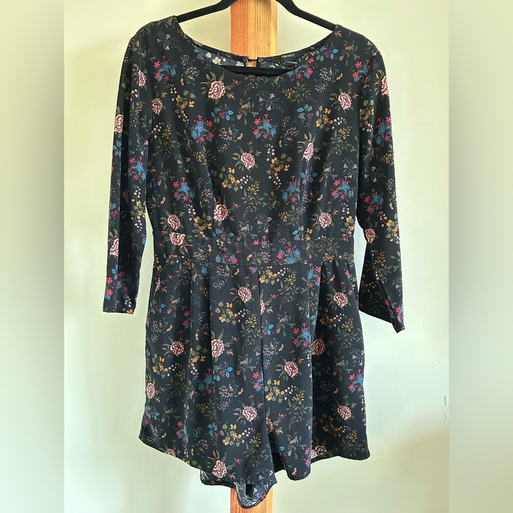 Forever 21 Black Floral Long Sleeve Dress